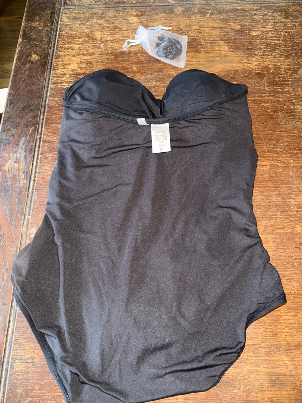 EUC Anne Cole black bandeau one piece twist front shirred swim suit size 12 - Picture 10 of 10